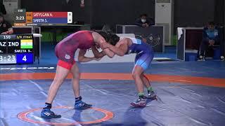 1/4 WW - 57 kg: A. SATYLGAN (KAZ) v. S. SARITA (IND)