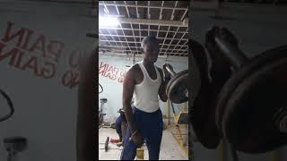 Fell back for a minute#gym#motivation#bestbodytranformation#gymexercises#fitneess#gymmotivation
