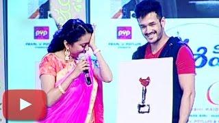 Akhil Akkineni Made Anchor Suma CRY | 'Oopiri' Thank You Meet  | Lehren Telugu