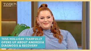 Tess Holliday Tearfully Opens Up About Anorexia Diagnosis & Recovery