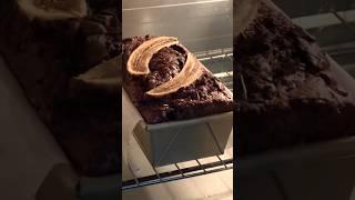 The Easiest Chocolate Banana Bread!