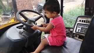 Lucky  driving  JCB