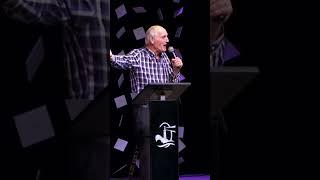 "JESÚS NOS MANDÓ A LLEVAR LA BUENA NOTICIA" | -Pastor Benjamín Meister | #shorts
