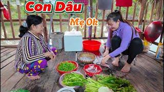 Nàng Dâu Nấu Nồi Lẩu Hải Sản Để Cho Mẹ Chồng Thưởng Thức...