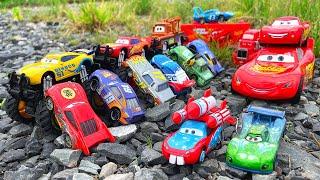 Looking for Disney Pixar Cars On the Rocky Road: Lightning Mcqueen,Cruz,Mater,Storm,Francesco,King