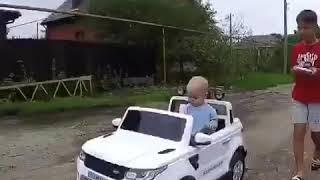 Детский двухместный электромобиль Range Rover(4/4)