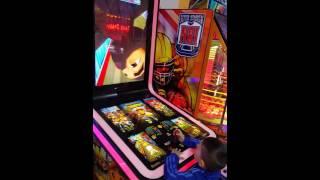 Subway Surfers arcade machine