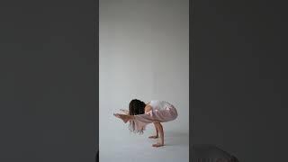 VaneYoga Daily Love Flow
