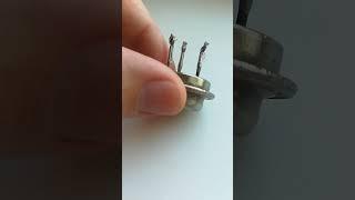 Транзистор П210