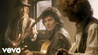 The Traveling Wilburys - End Of The Line (Official 4K Music Video)