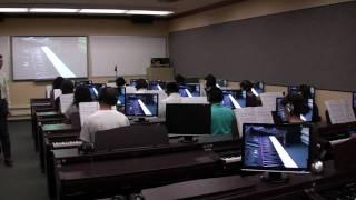 Teaching Class Piano in the Ideal Piano Lab