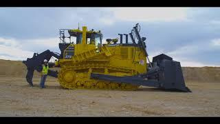 Komatsu D375A-8 Dozer operator comfort