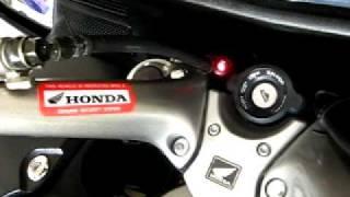 Honda Averto Alarm Demo ST1300.AVI