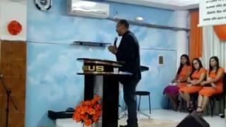 Pastor ivo barbosa no 5 congresso elshaday igreja fé e renovação