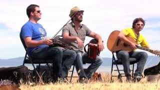 De Temps Antan  'medley acoustique en bord de mer'  Beachside Acoustic Medley