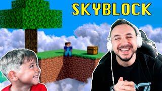 ПАПА РОБ И ЭРИК ВЫЖИВАЮТ В МАЙНКРАФТ! ОСТРОВ В НЕБЕ И SKYBLOCK!