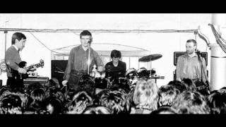 Joy Division : Transmision and Warsaw (live)