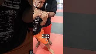 Coach Britt demonstrates how to defend against a choke from behind! #lasvegascombatacademy