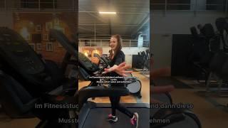 Musste sofort runter.. Lena Mond-Karma #singer #recordingmysong #singing #fitnessstudio