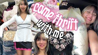 THRIFT WITH ME at 7 am + in-store try on haul!! I'm addicted to thrifting 