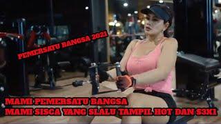 PEMERSATU BANGSA/MAMI SISCA YANG SLALU TAMPIL HOT DAN S3X1/BIKIN SEMUA PRIA KELEPEK KELEPEK.