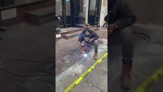 Сварщик в Нью-Йорке #сварщик #welding #newyork