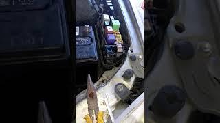 How to replace alternator 100 amp fuse for 2000 Toyota Camry or solara jc auto broker