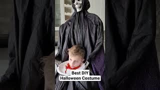 Scary Halloween Costume.. 