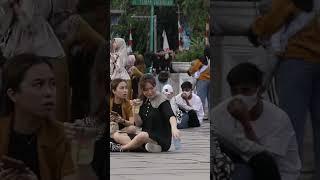 Prank Pengemis Ke Tiga Cewek Cantik Smpai Dia Ngakak Gemes #shorts #viral #prankpengemis #pranks