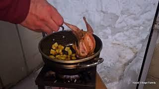 Snow, Fire, and Hunt: Village Cooks Bread and Wild Kebab !