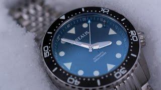 Обзор часов Borealis Neptuno с механизмом Seiko NH38 на браслете.