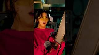 Chainsaw battle with the zombies l #jisoo #shorts #kdrama #love #couple #drama #dramakorea #fypシ゚