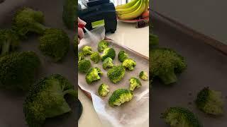 Golden Vegan Broccoli  #govegan #vegan #greensekta_recipe #florida