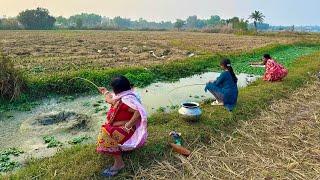 Fishing Video || Traditional ladies prefer to admit fishing in small canals || Best hook fishing