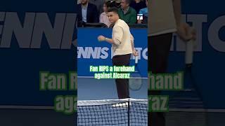 Fan RIPS a forehand against Alcaraz  #thegardencup #msg #alcaraz #benshelton