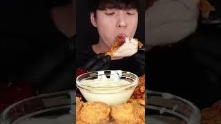 ASMR FRIED CHICKEN EATING SOUND