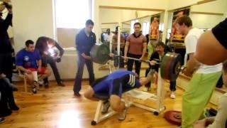 Pavel Kreinis  bwt. 96 kg -220 kg RAW bench press!