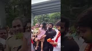 Allu Arjun Celebrating Ganesh Chaturti Festival |   Fever Fm