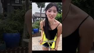 你为什么不给我打电话 #户外舞蹈 #阿梓不可爱 #阿梓不可爱尬舞 #路人视角 @阿梓不可爱O3x929aibapk6ivy @阿梓才三岁O3xzeykmcz2ycpyi @快手弹幕O3xrp