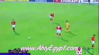 Amazing goalkeeper a long shot turns to a goal