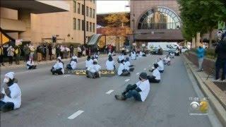 Protest For Immigrant Rights Stops Traffic Downtown