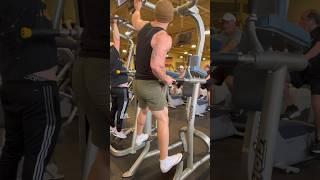 How to increase your pull ups fast  do 2x a week #pullups #calisthenics #fitness #gym #trainer