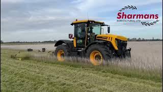 JCB Fastrac 4220 iCON with Spearhead 480 Pro