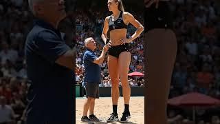 Volleyball Player Steals the Spotlight with Interview Performance! ep.3 #shorts #hoacon