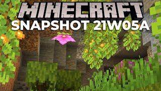 NEW Minecraft LUSH CAVE Biomes, Glow Berries, Dripleaf, Moss, and more! (Snapshot 21w05a)