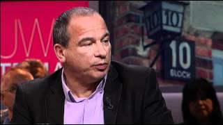 Maurice de Hond over reportage Auschwitz in Pauw & Witteman (02-05-2012)