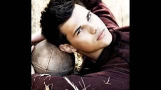 Taylor Lautner