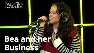 Bea and her Business - ‘Wow’ & ‘Born To Be Alive’ Live @ 3FM (VoorAan)