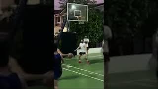 Drive to the basket #throwback #basketball #shorts
