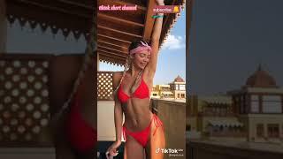 random tik tok cewek Russian 18+ goyang hot || gunung gede #pemersatubangsa